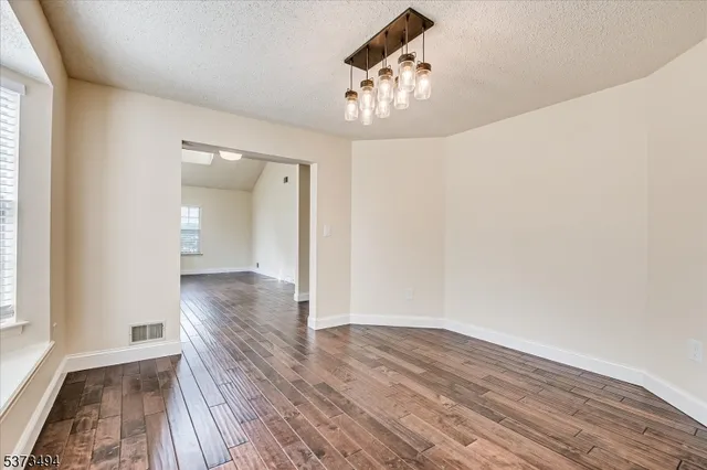 $649,000 | 2008 Ackmen Court, Bridgewater, NJ 08807