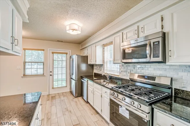 $649,000 | 2008 Ackmen Court, Bridgewater, NJ 08807