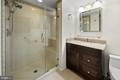 $395,000 | 20 Raleigh Drive, Mount Laurel, NJ 08054