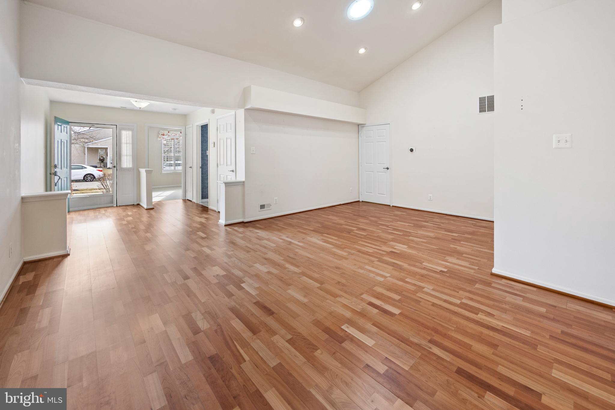 20 Raleigh Drive Mount Laurel, NJ 08054 - Photo 7 of 32