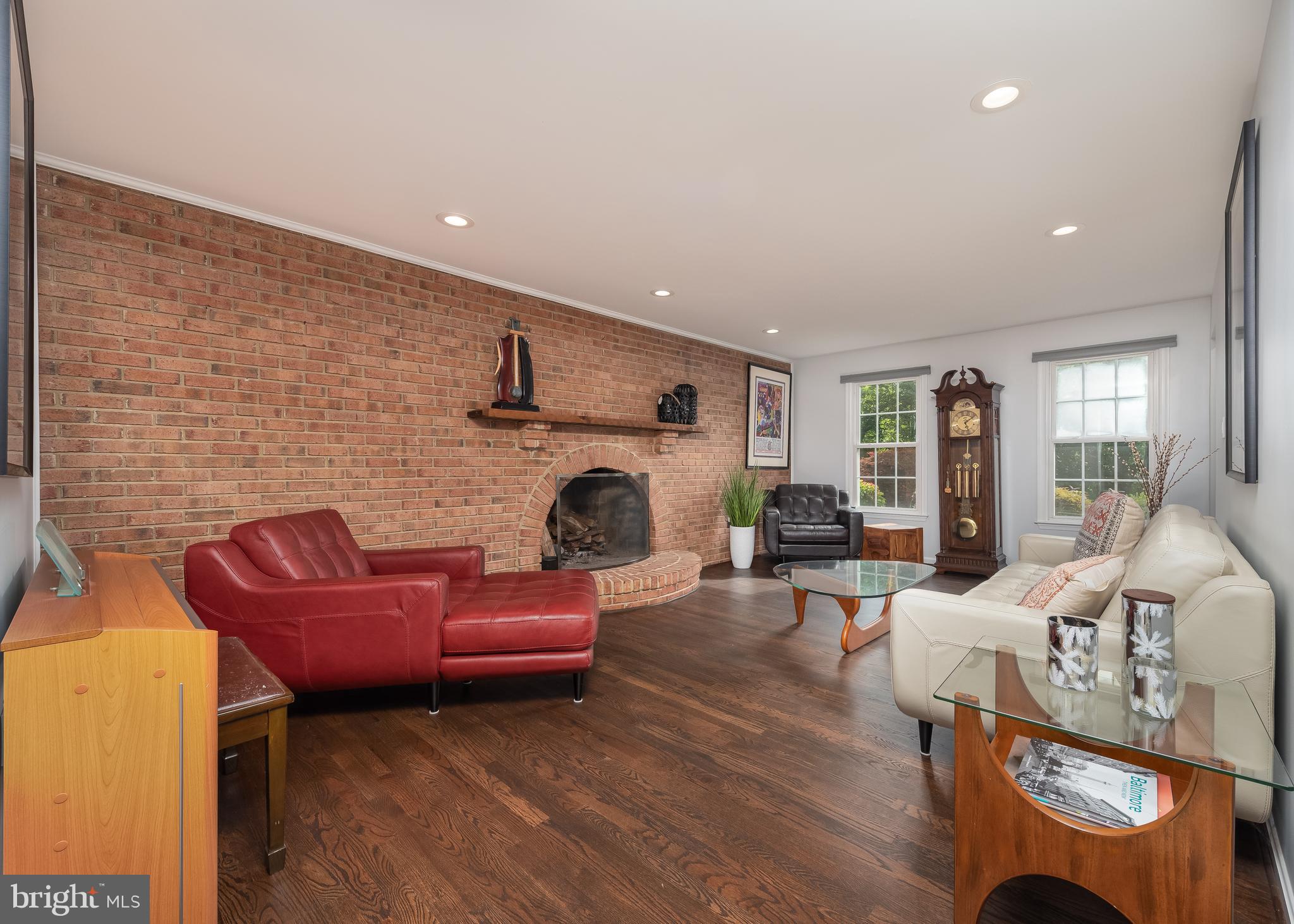 329 Soapstone Lane Silver Spring, MD 20905 - Photo 8 of 60 Gallery Image 8