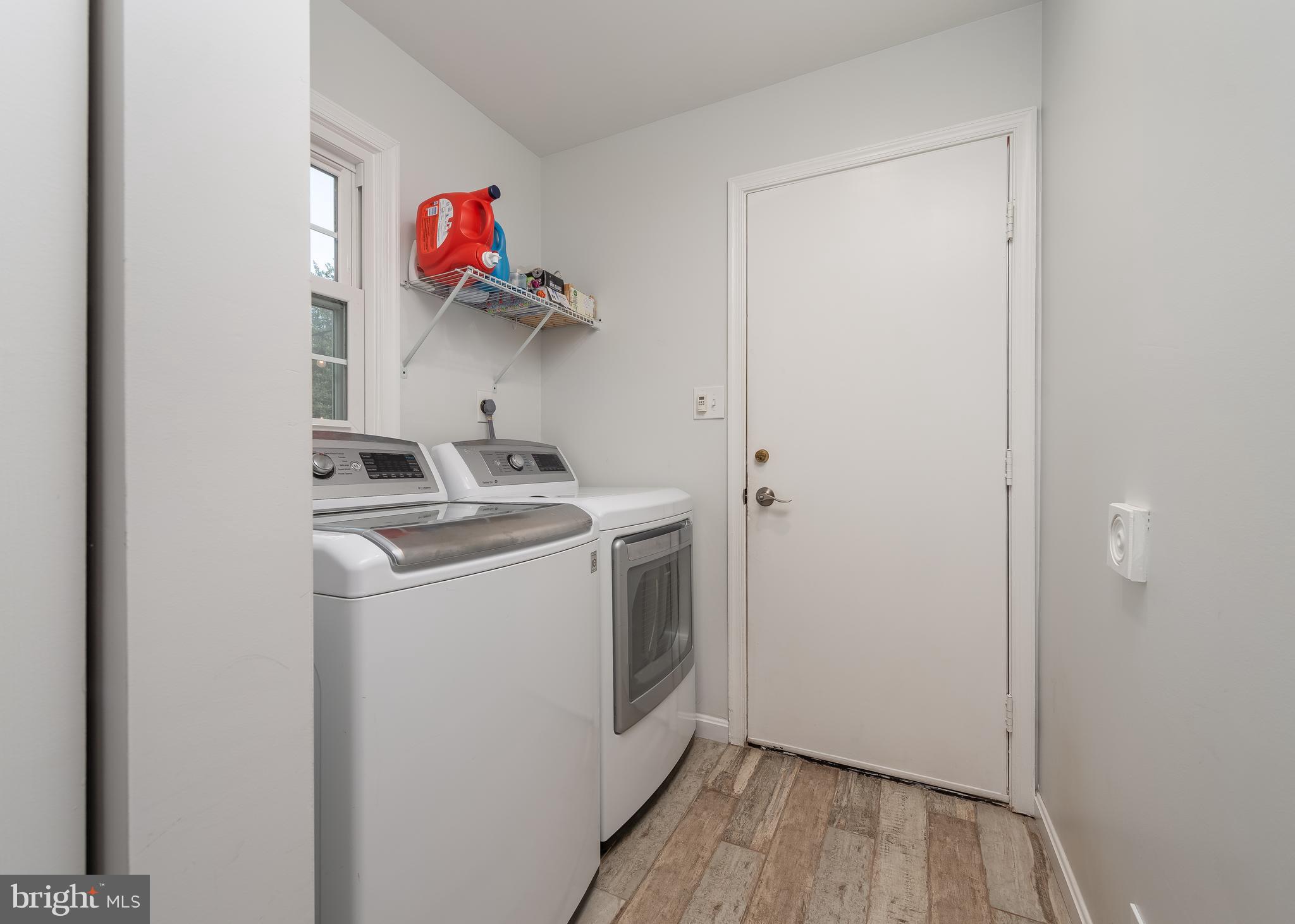 329 Soapstone Lane Silver Spring, MD 20905 - Photo 9 of 60 Gallery Image 9