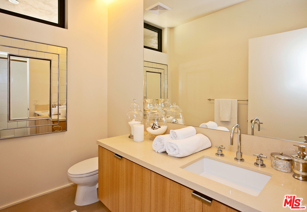 6228 Sycamore Meadows Drive Malibu, CA 90265 - Photo 30 of 31