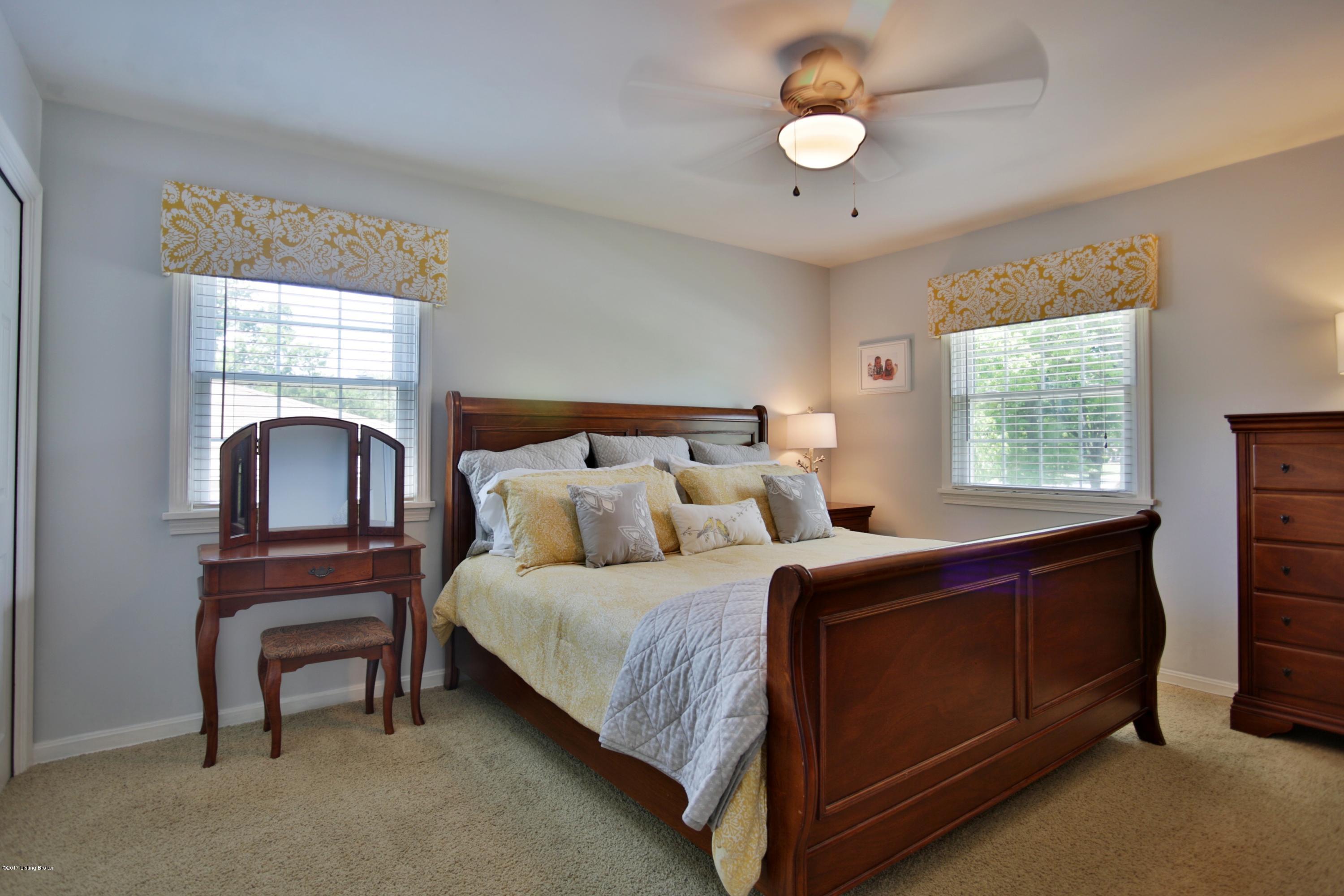 12210 Hardwick Road Louisville, KY 40243 - Photo 20 of 44 Master bedroom