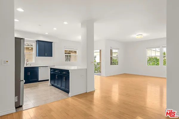 $5,800 | 13080 Pacific Promenade, Unit 401, Playa Vista, CA 90094