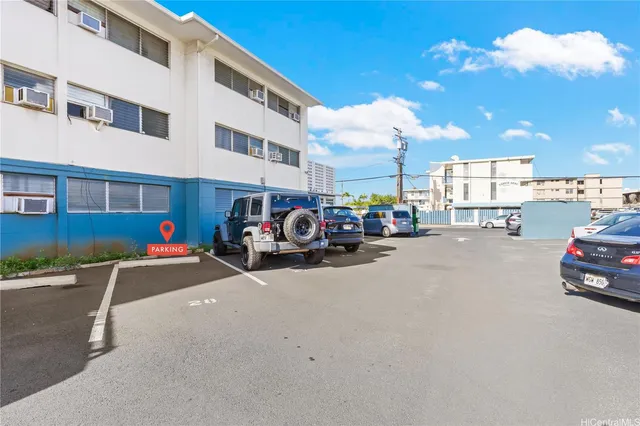 $240,000 | 98-142 Lipoa Place, Unit 103, Aiea, HI 96701