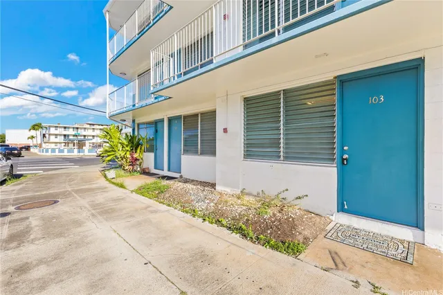 $240,000 | 98-142 Lipoa Place, Unit 103, Aiea, HI 96701