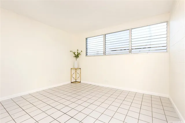 $240,000 | 98-142 Lipoa Place, Unit 103, Aiea, HI 96701