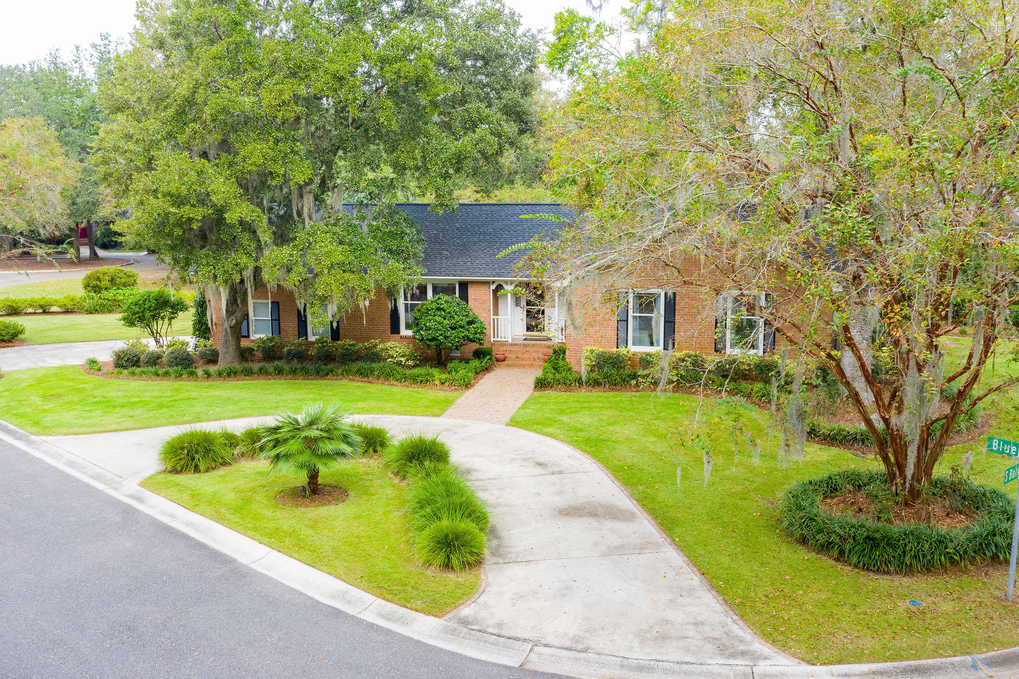 702 Blue Jack Point Mount Pleasant, SC 29464 - Photo 1 of 25 702BlueJackPoint-KeenEyeMarketing-43