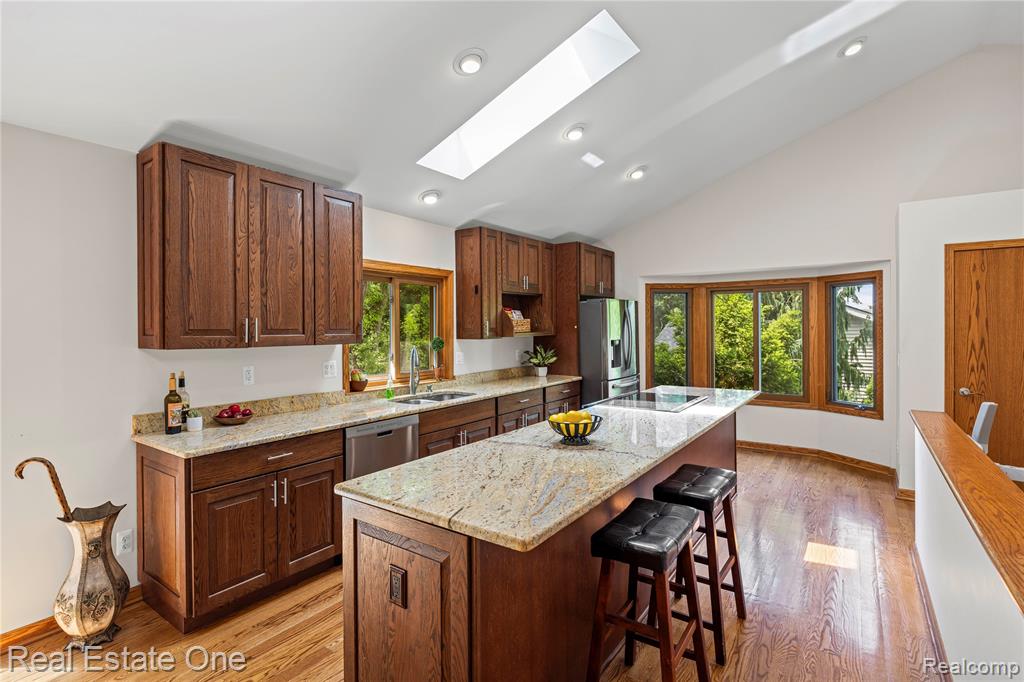 9611 Klais Road Clarkston, MI 48348 - Photo 16 of 44
