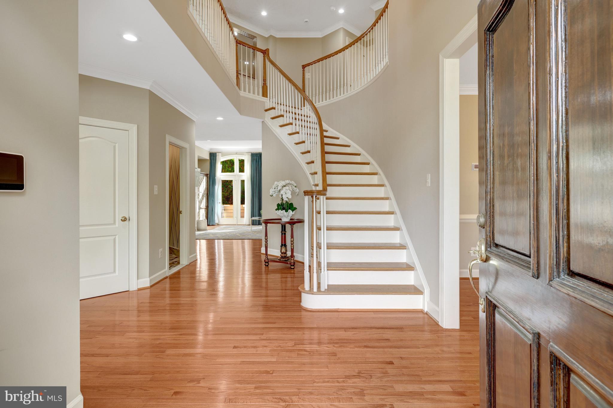 1387 Cameron Heath Drive Reston, VA 20194 - Photo 7 of 67