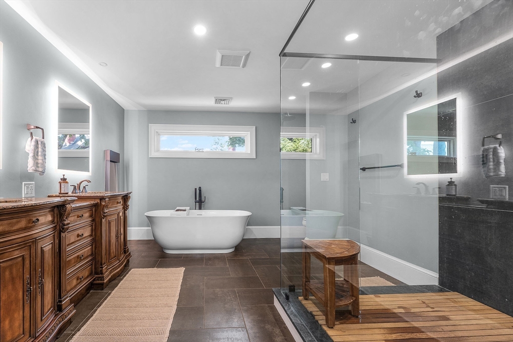 304 Front Street Marion, MA 02738 - Photo 19 of 42