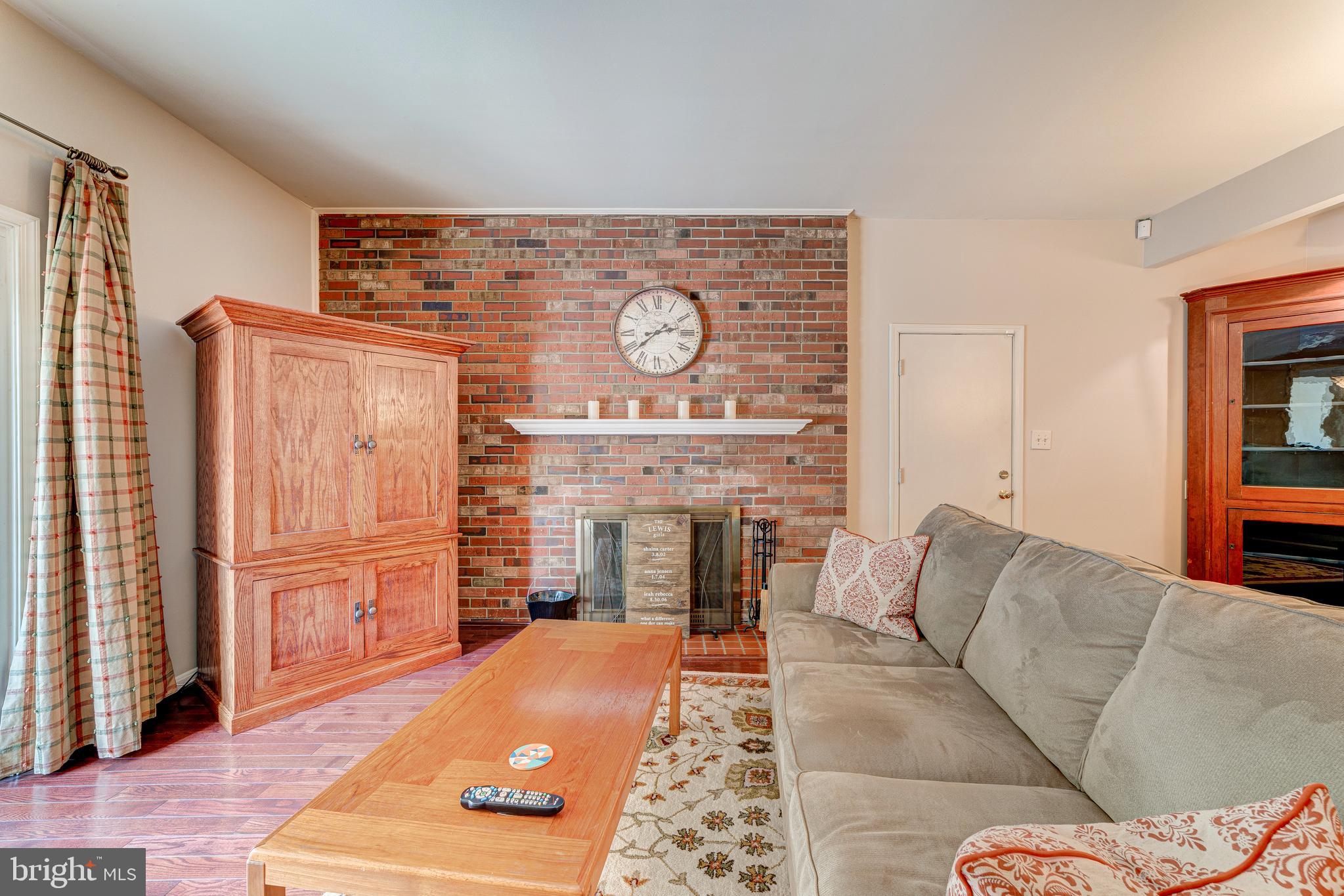 8102 Hudson Falls Way Springfield, VA 22153 - Photo 17 of 61 Gallery Image 17