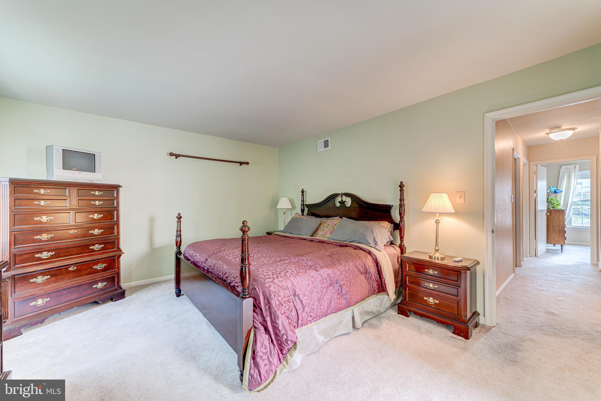 8102 Hudson Falls Way Springfield, VA 22153 - Photo 26 of 61 Gallery Image 26
