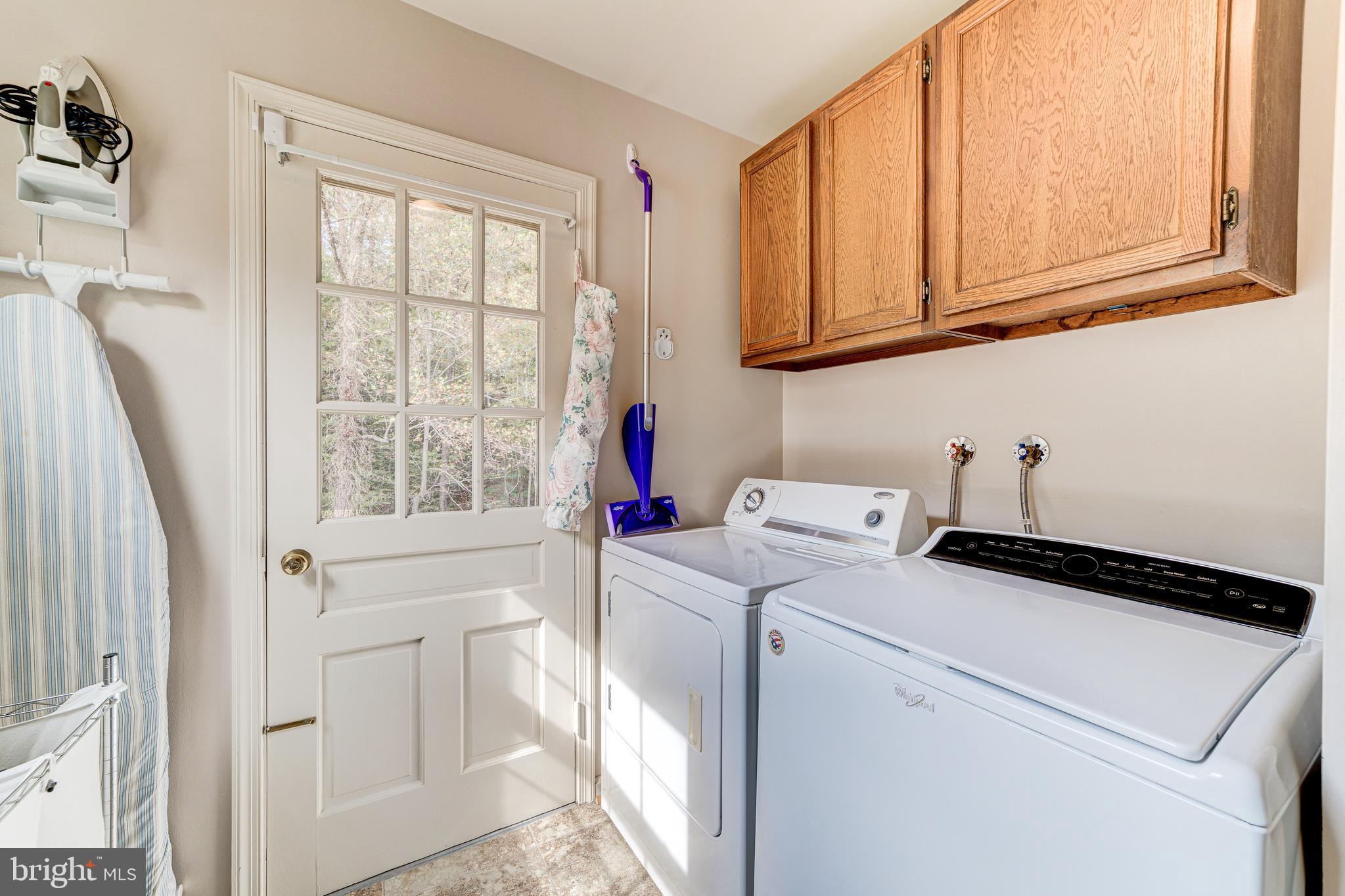 8102 Hudson Falls Way Springfield, VA 22153 - Photo 42 of 61 Gallery Image 42