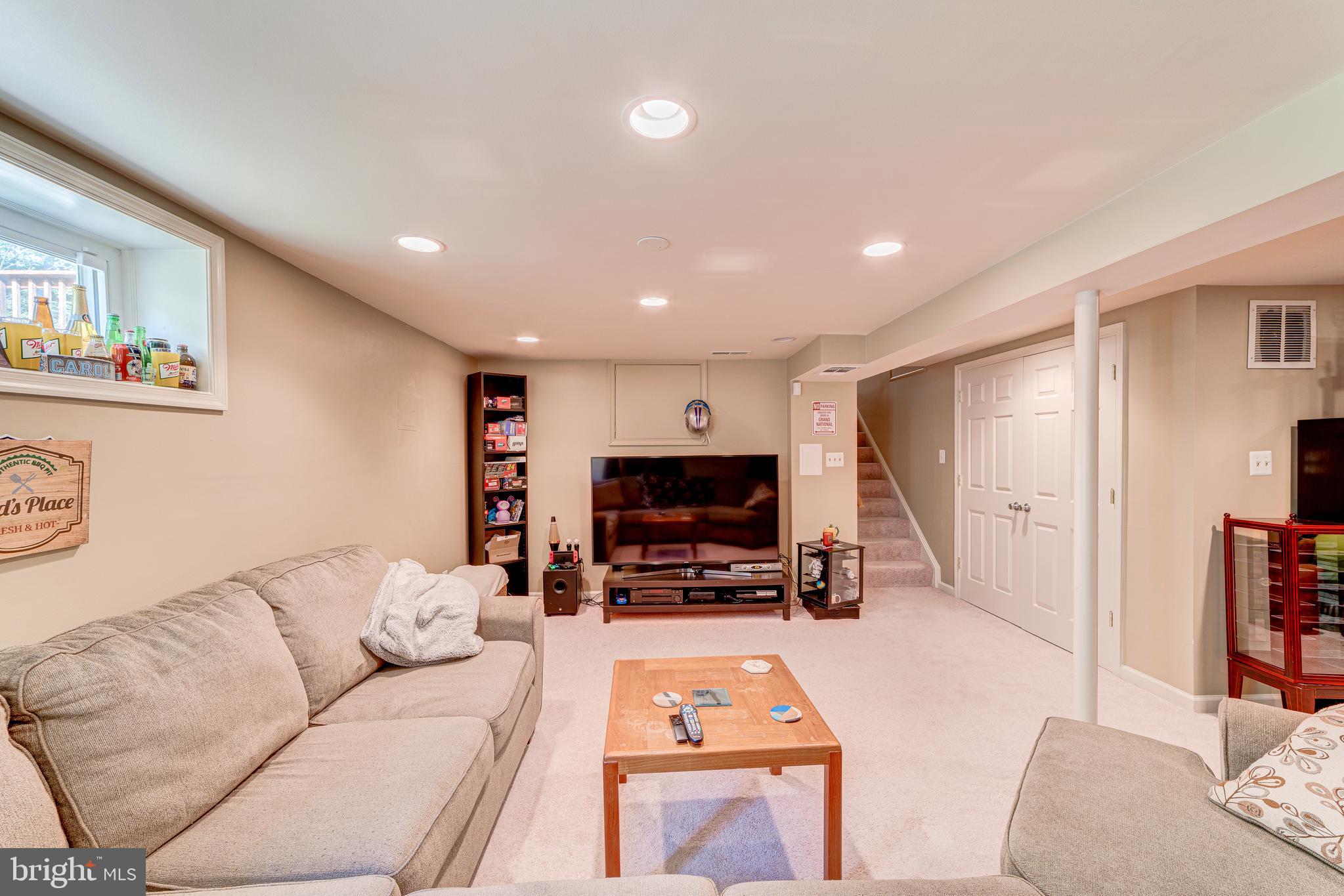 8102 Hudson Falls Way Springfield, VA 22153 - Photo 61 of 61 Gallery Image 61