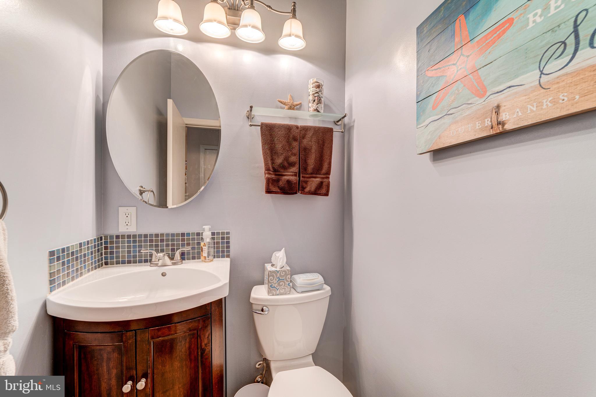 8102 Hudson Falls Way Springfield, VA 22153 - Photo 10 of 61 Gallery Image 10