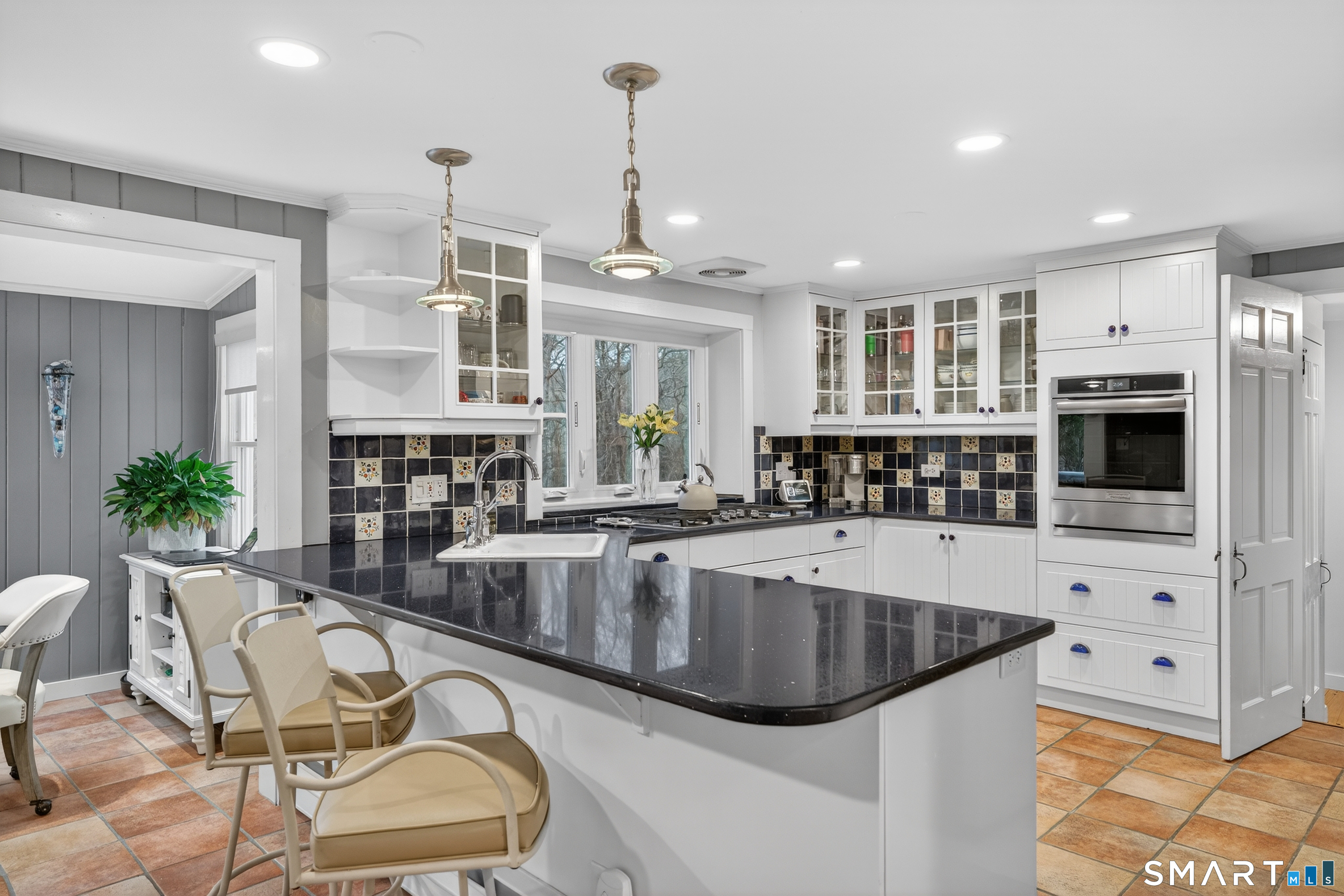 24 Saunders Hollow Road Old Lyme, CT 06371 - Photo 7 of 36