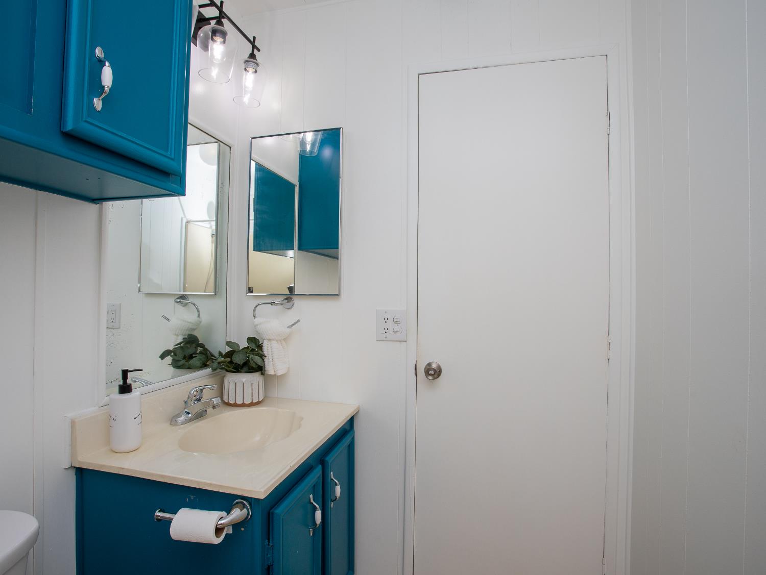 14074 Irish Town Road, Unit 40 Pine Grove, CA 95665 - Photo 31 of 51 a bathroom with a sink vanity and mirror