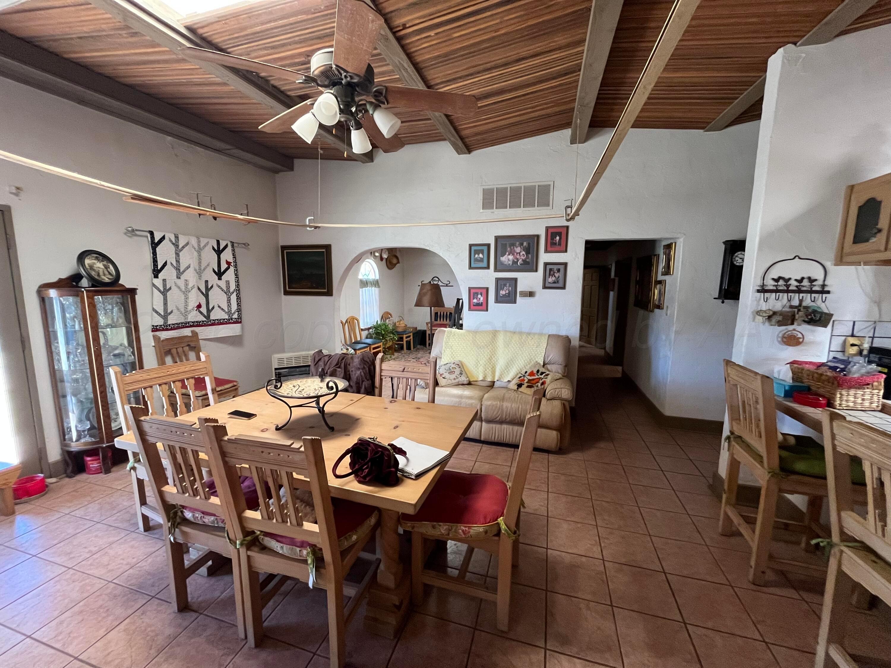 911 South Main Street Childress, TX 79201 - Photo 19 of 35 IMG_4303