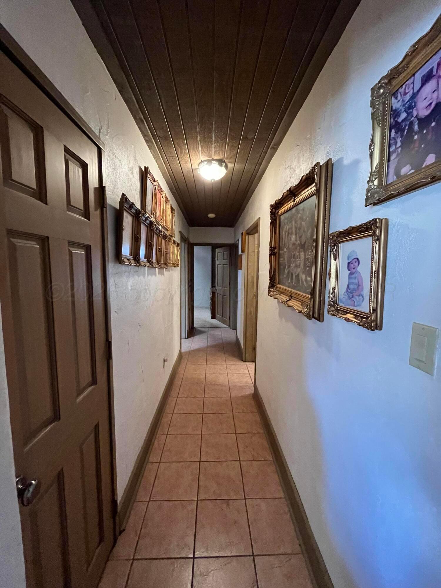 911 South Main Street Childress, TX 79201 - Photo 24 of 35 IMG_4308