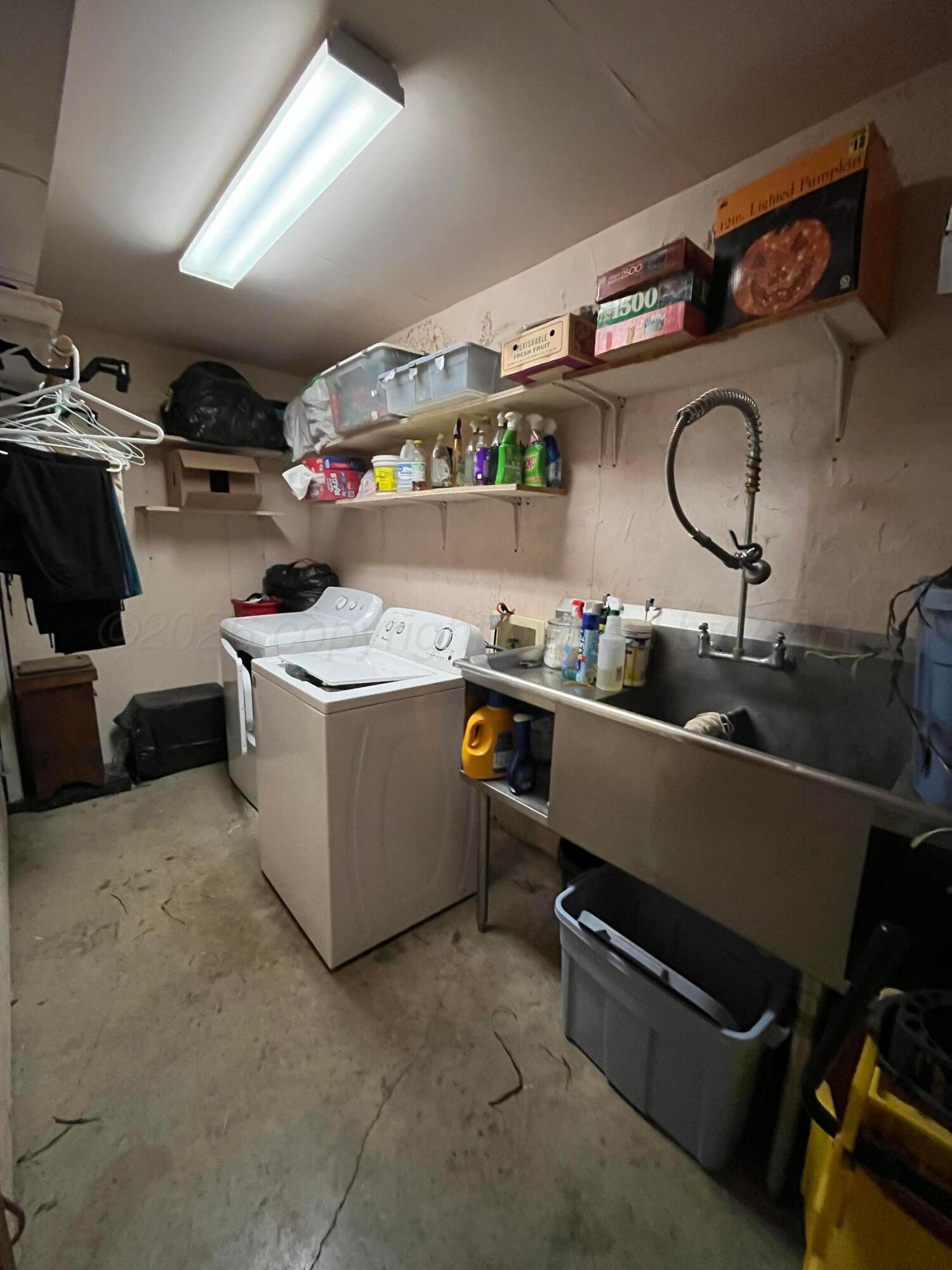 911 South Main Street Childress, TX 79201 - Photo 32 of 35 IMG_4294