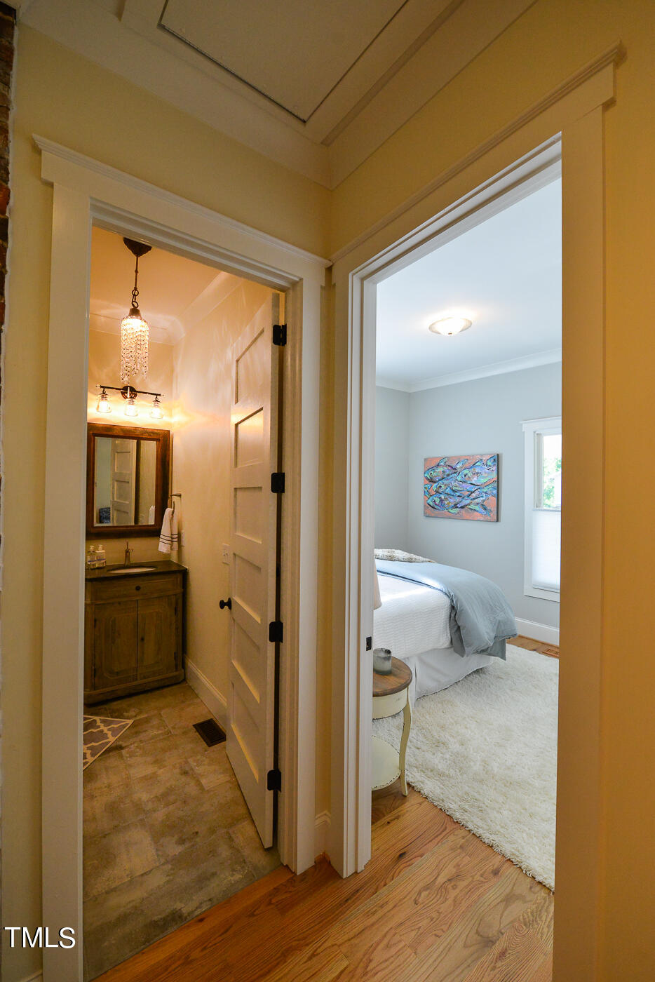 503 Cleveland Street Raleigh, NC 27605 - Photo 25 of 42 a view of bathroom