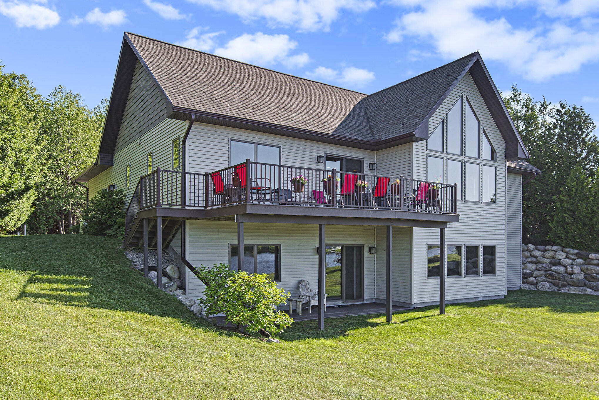 1727 Lindburgh Lane Cheboygan, MI 49721 - Photo 1 of 41 Gallery Image 1