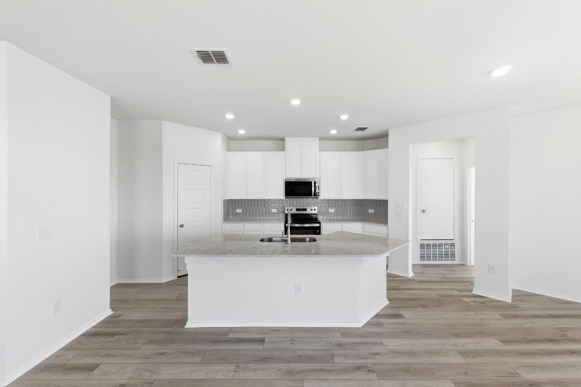 13305 Riversdale Road Del Valle, TX 78617 - Photo 9 of 27