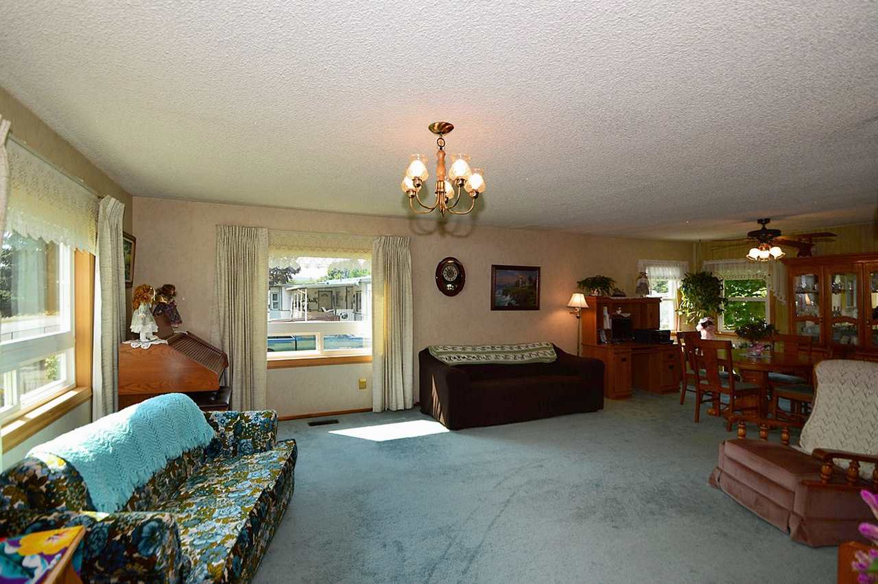 517 North Corbin Road Greenacres, WA 99016 - Photo 2 of 20 Gallery Image 2