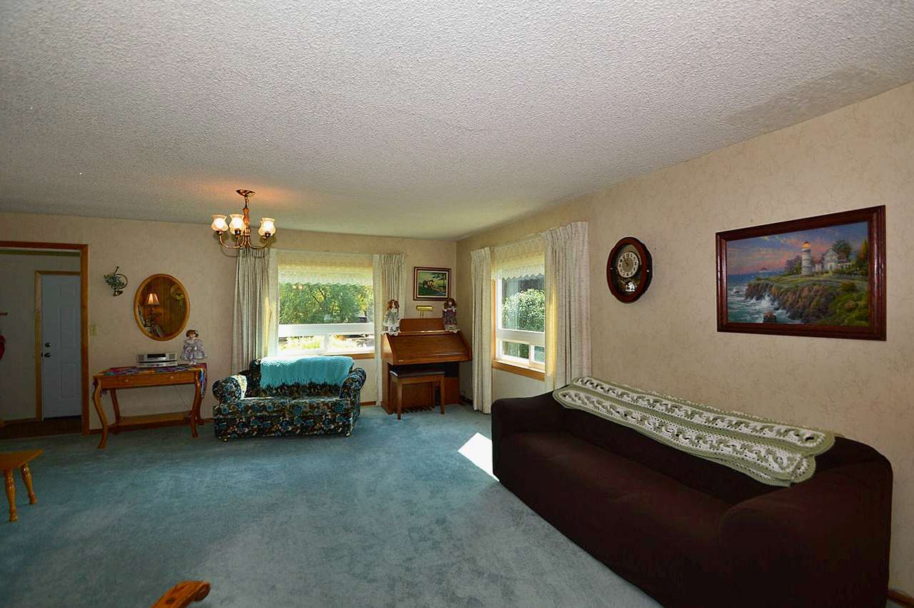 517 North Corbin Road Greenacres, WA 99016 - Photo 3 of 20 Gallery Image 3