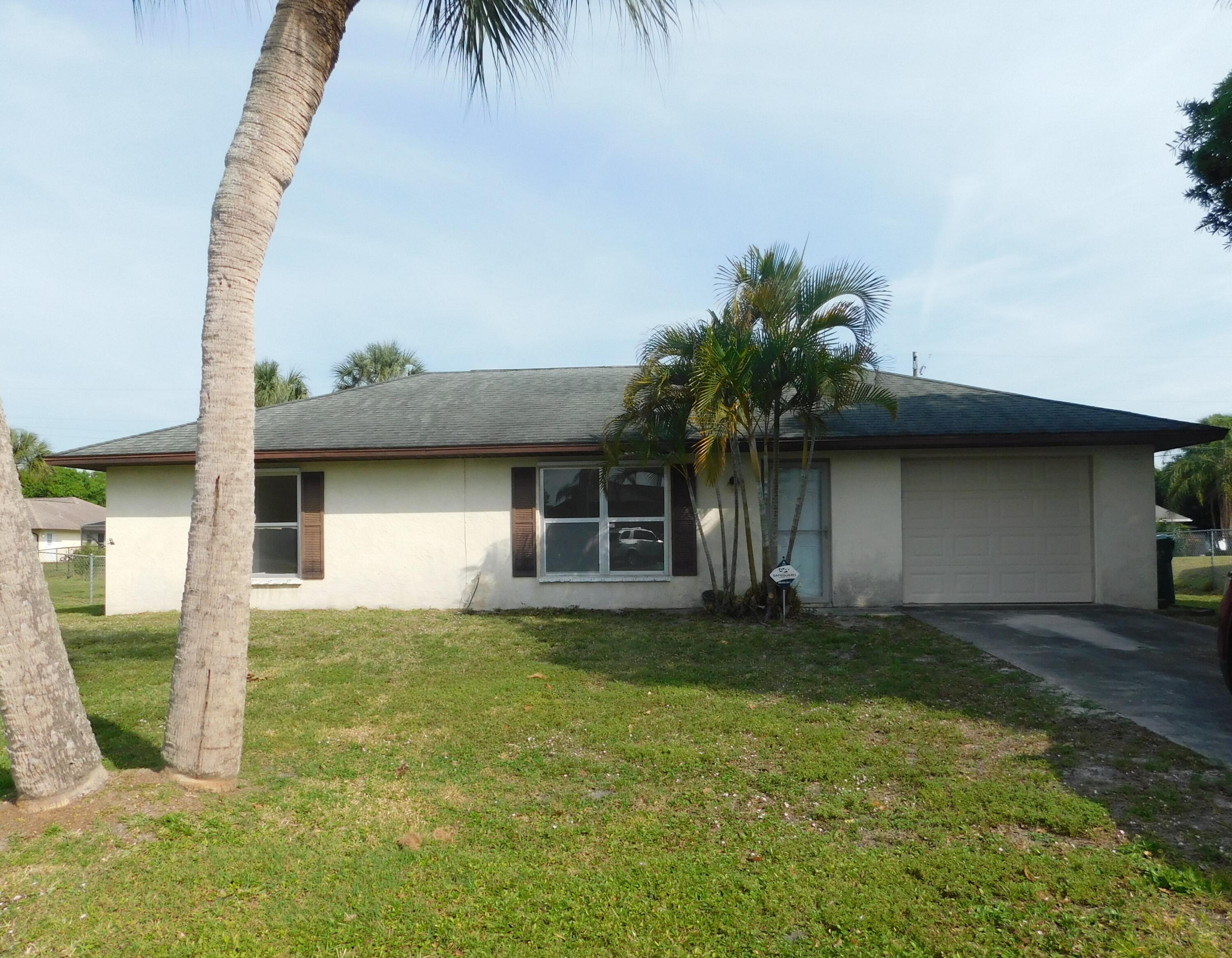 7810 Sebastian Road Fort Pierce, FL 34951 - Photo 18 of 18 Front