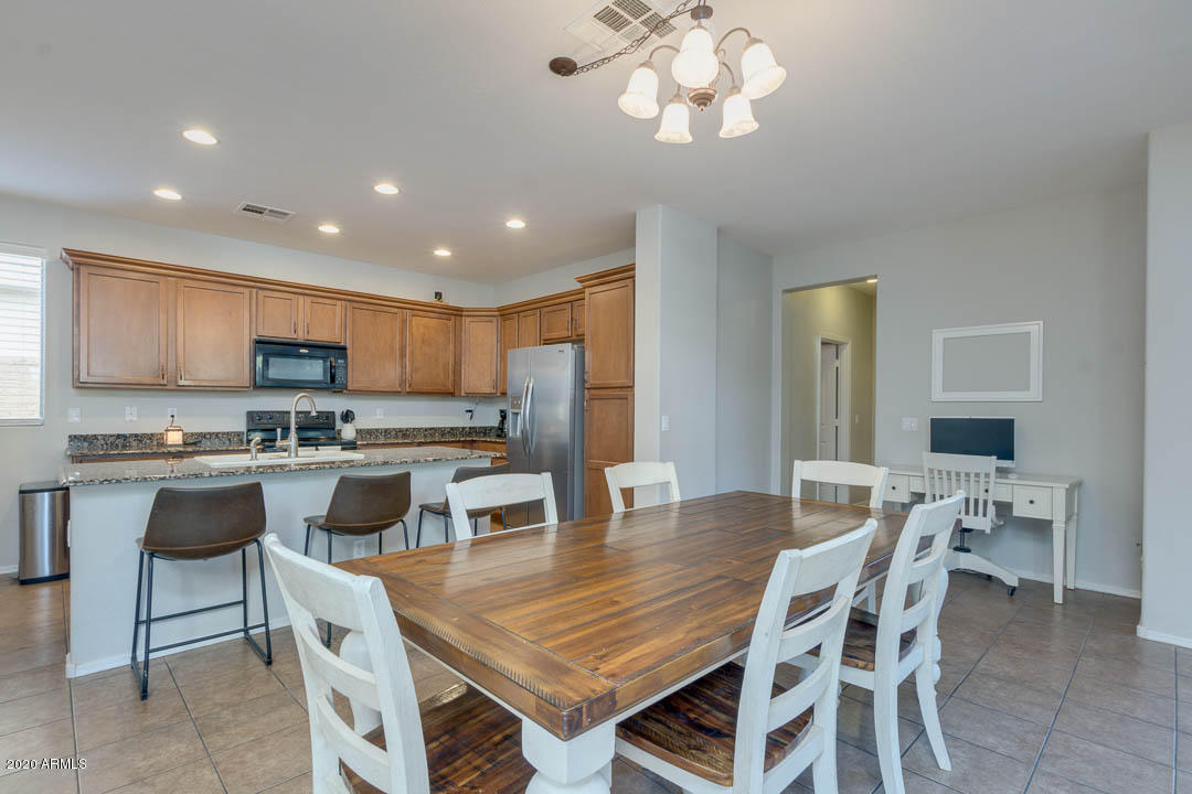 1722 South Roanoke Street Gilbert, AZ 85295 - Photo 15 of 66 17-Roanoke
