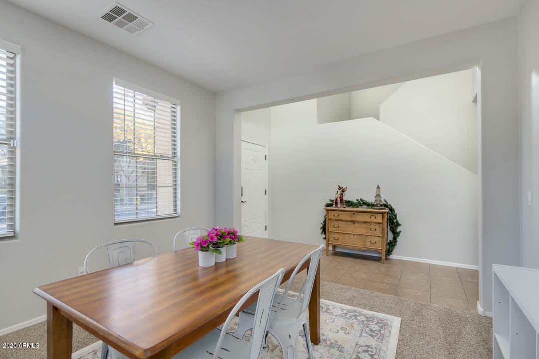 1722 South Roanoke Street Gilbert, AZ 85295 - Photo 6 of 66 08-Roanoke