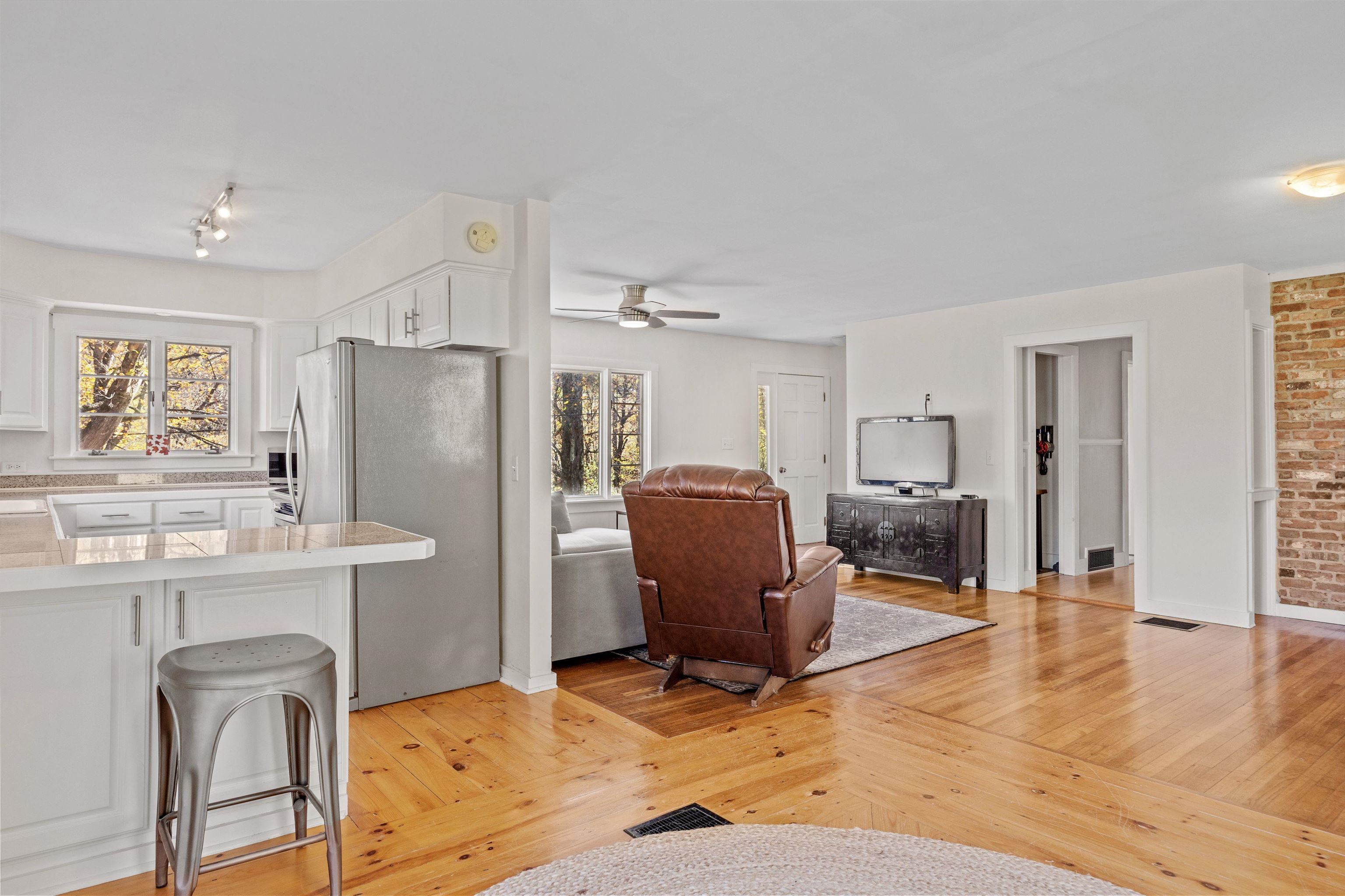 1079 Fletcher Hill Road Woodstock, VT 05091 - Photo 10 of 42