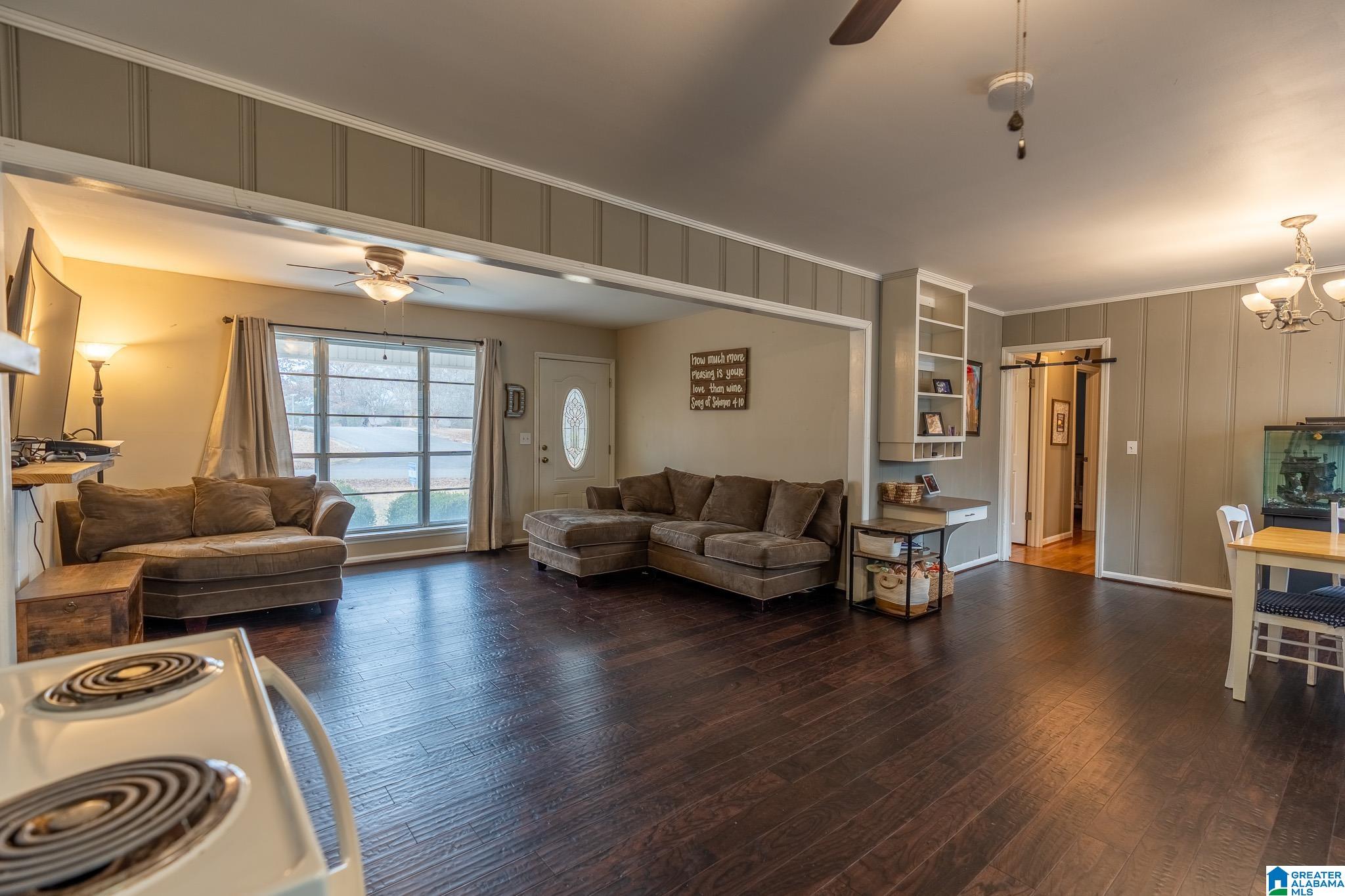 303 Florence Street Bessemer, AL 35023 - Photo 5 of 33