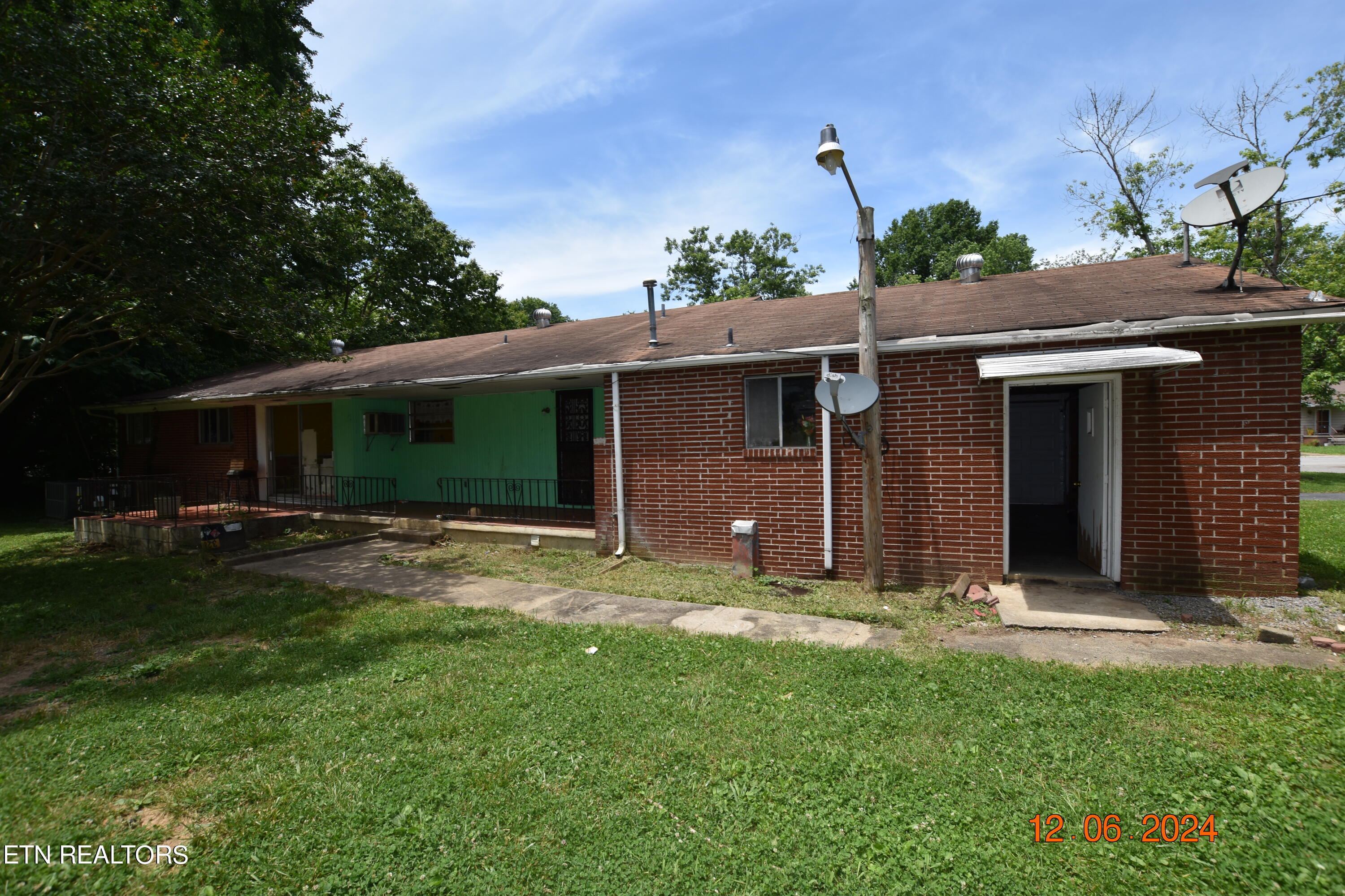 177 Robertsville Road Oak Ridge, TN 37830 - Photo 23 of 25 DSC_0644