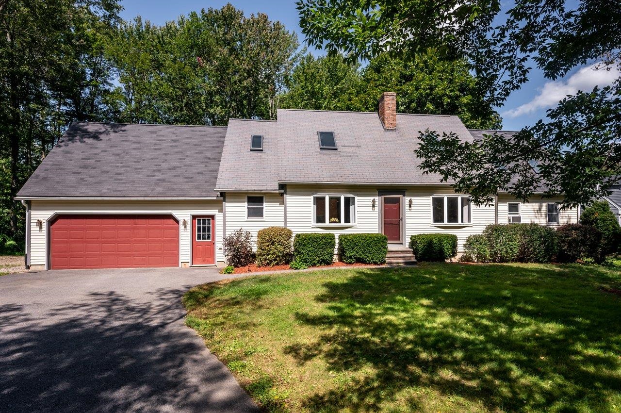 7 Beaver Dam Road South Berwick, ME 03908 - Photo 2 of 40 Gallery Image 2