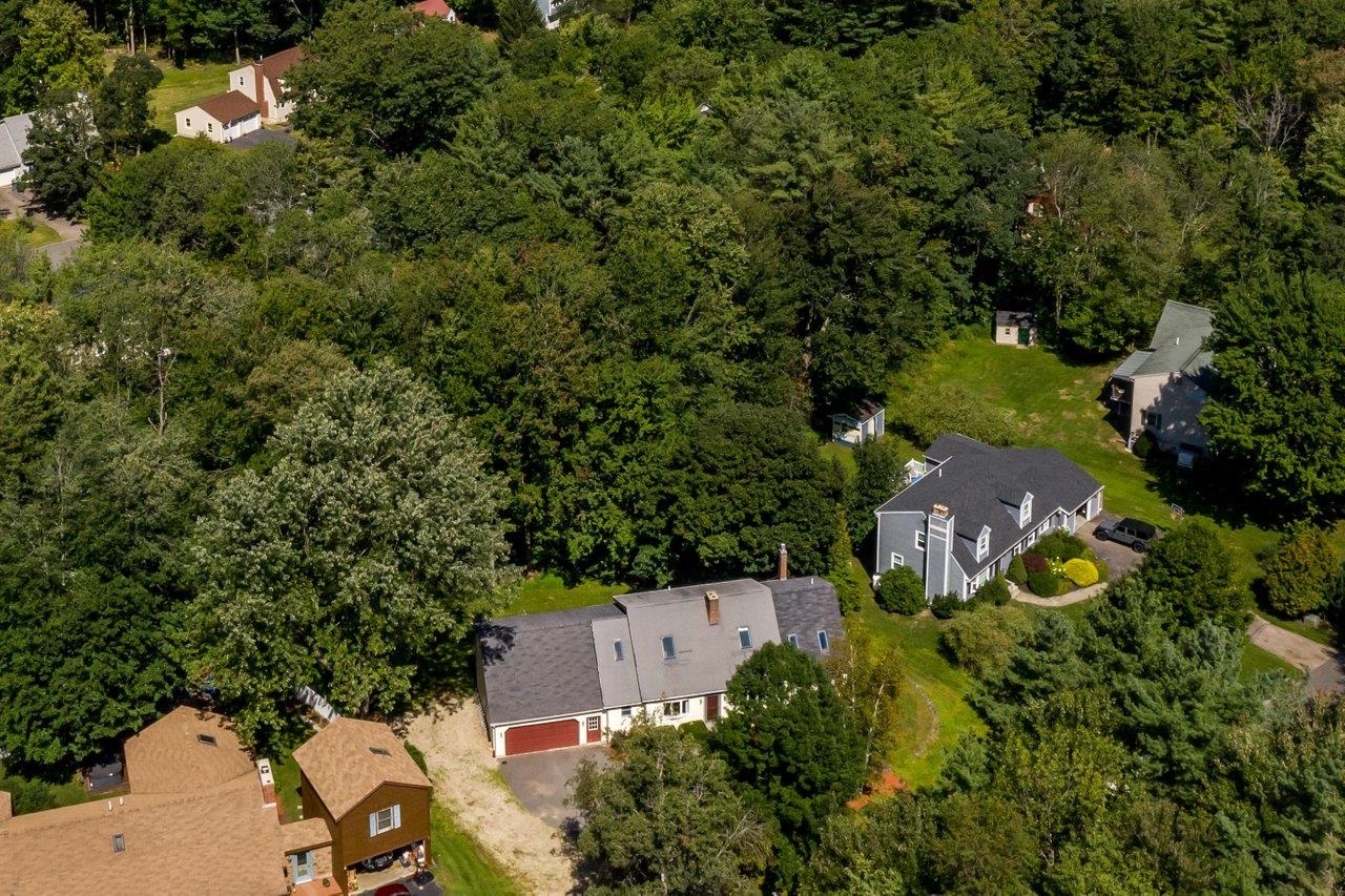 7 Beaver Dam Road South Berwick, ME 03908 - Photo 3 of 40 Gallery Image 3