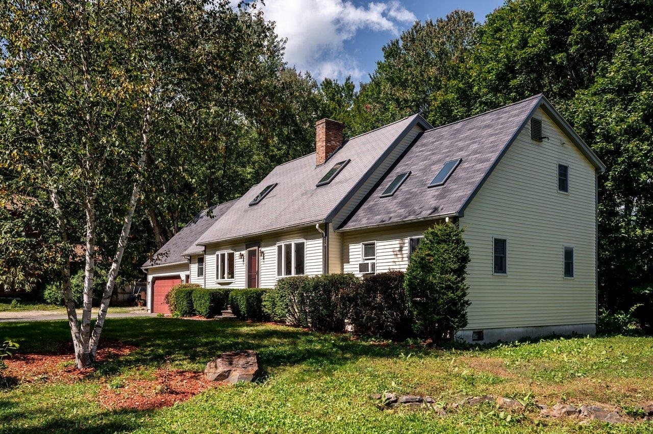 7 Beaver Dam Road South Berwick, ME 03908 - Photo 5 of 40 Gallery Image 5