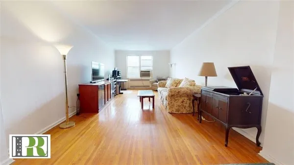 $269,000 | 902 Ocean Parkway, Unit 4G | Midwood