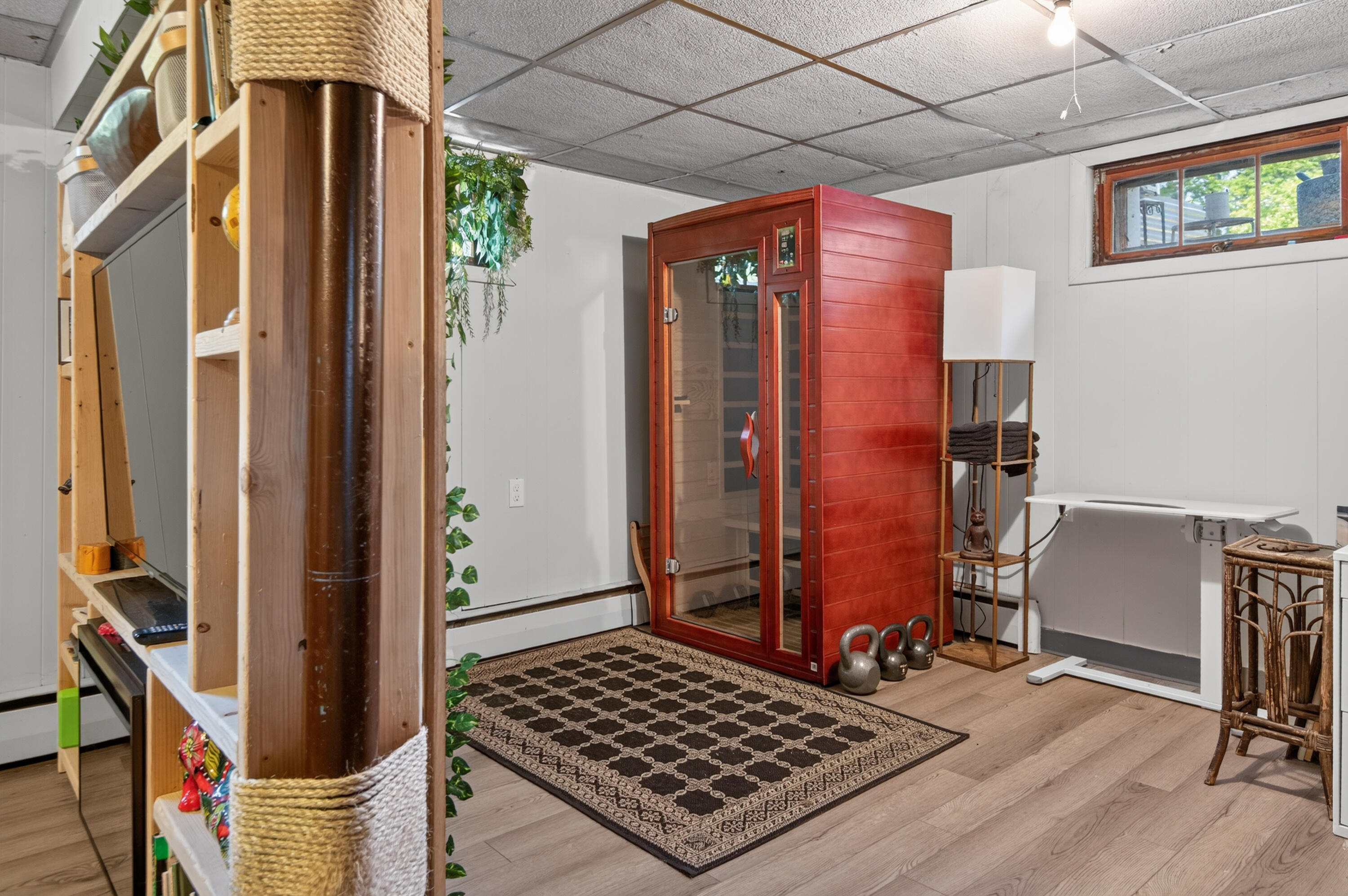 147 Rowe Avenue Portland, ME 04102 - Photo 24 of 29 39_147 Rowe Ave_Morneau Studios