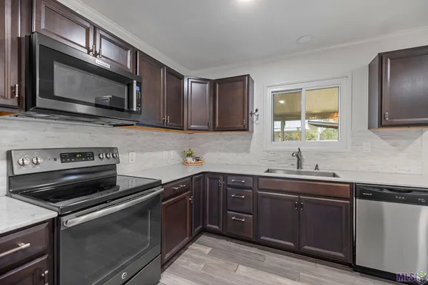 $2,100 | 8765 Glen Ellen Drive, Baton Rouge, LA 70809