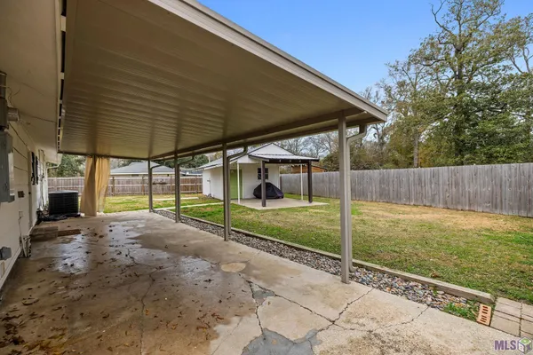 $2,100 | 8765 Glen Ellen Drive, Baton Rouge, LA 70809