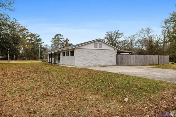 $2,100 | 8765 Glen Ellen Drive, Baton Rouge, LA 70809