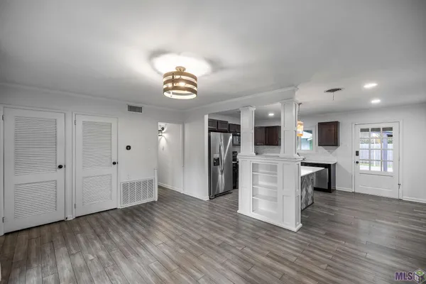 $2,100 | 8765 Glen Ellen Drive, Baton Rouge, LA 70809