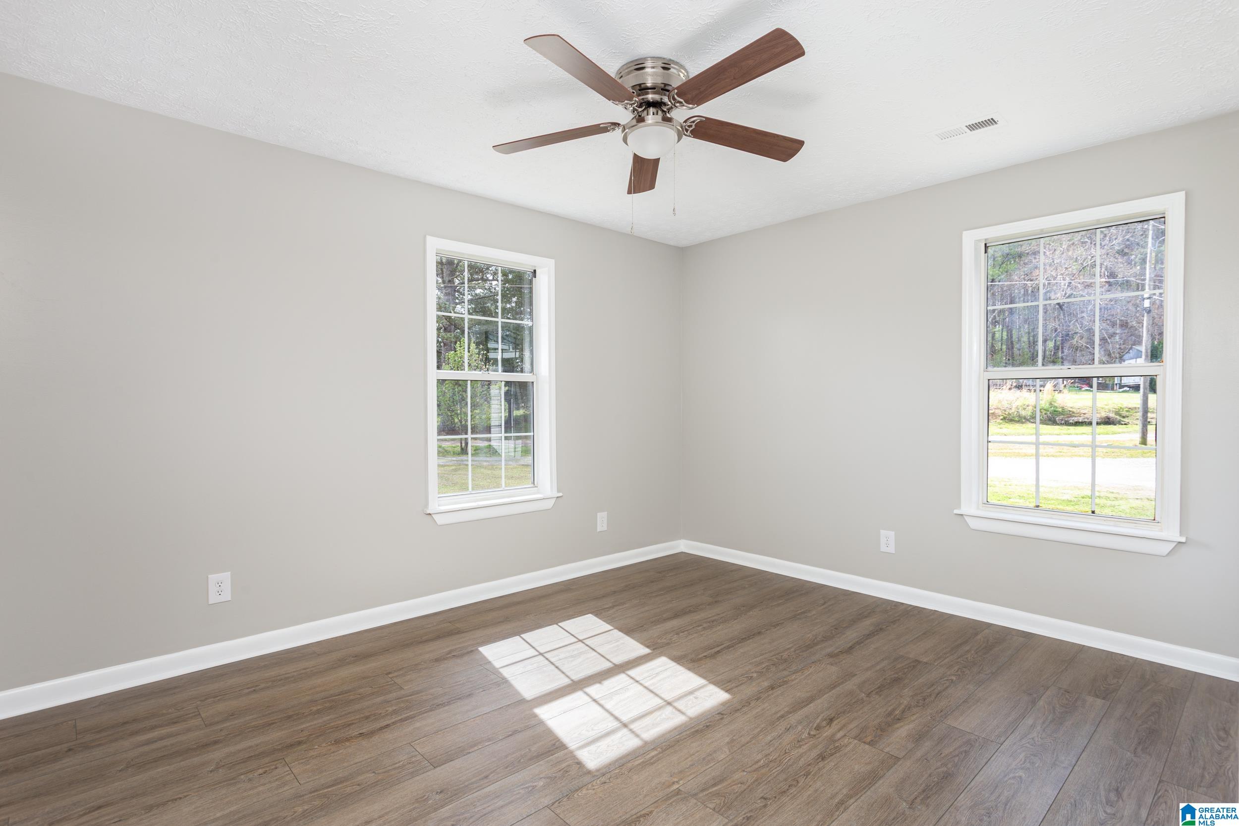 1042 Turner Road Anniston, AL 36201 - Photo 16 of 33