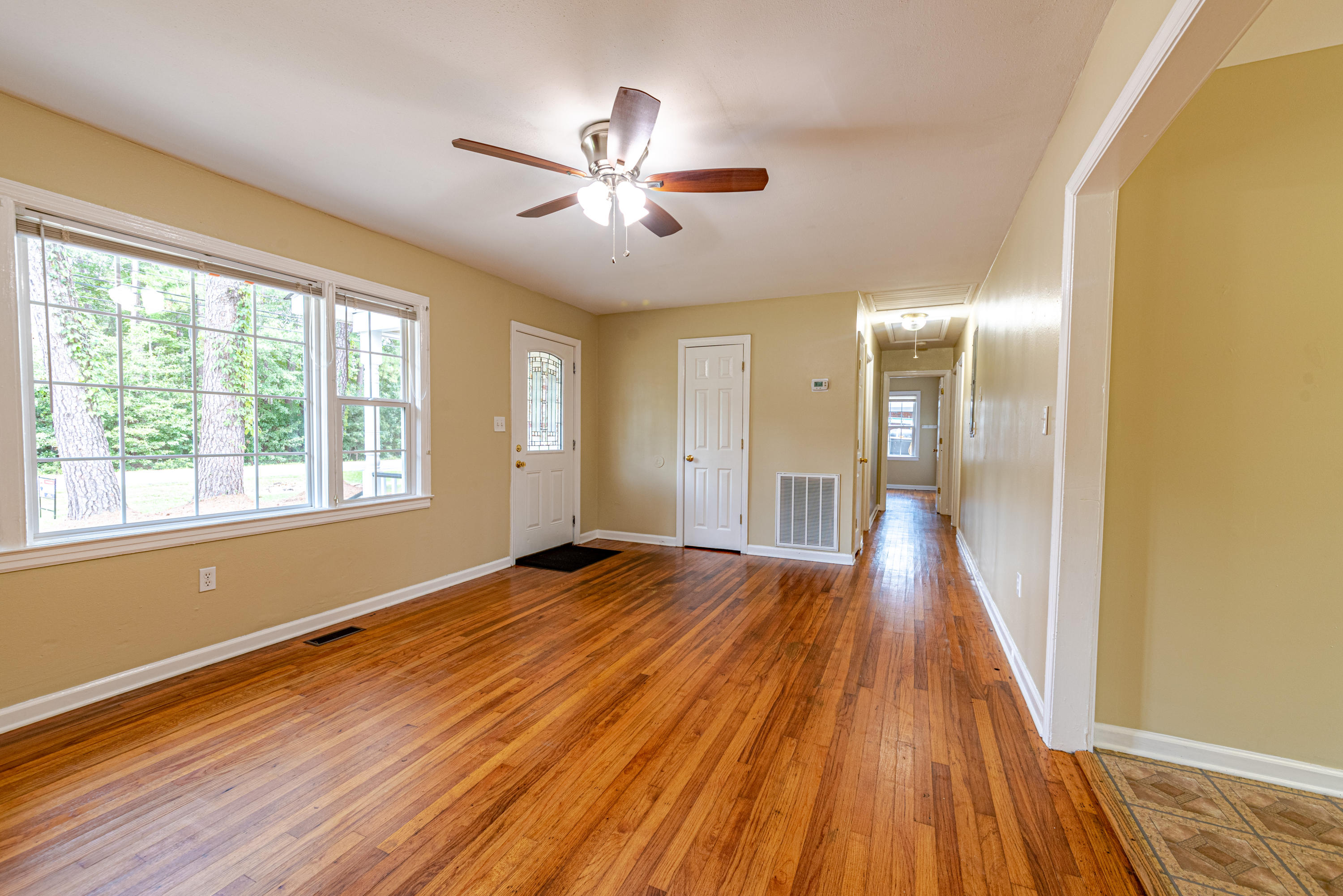 259 Dandridge Road Walterboro, SC 29488 - Photo 4 of 30 DSC_4513-HDR