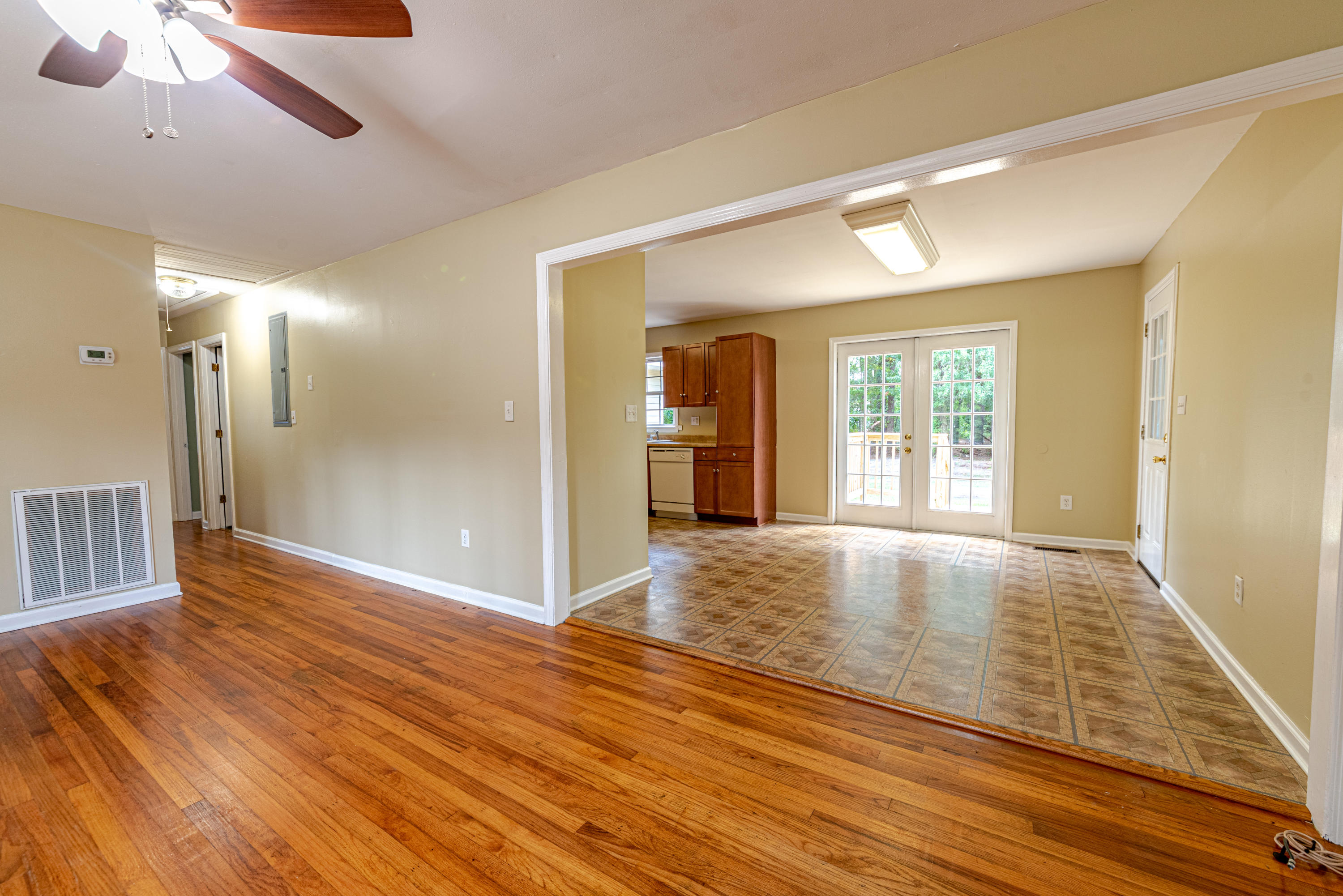 259 Dandridge Road Walterboro, SC 29488 - Photo 6 of 30 DSC_4519-HDR