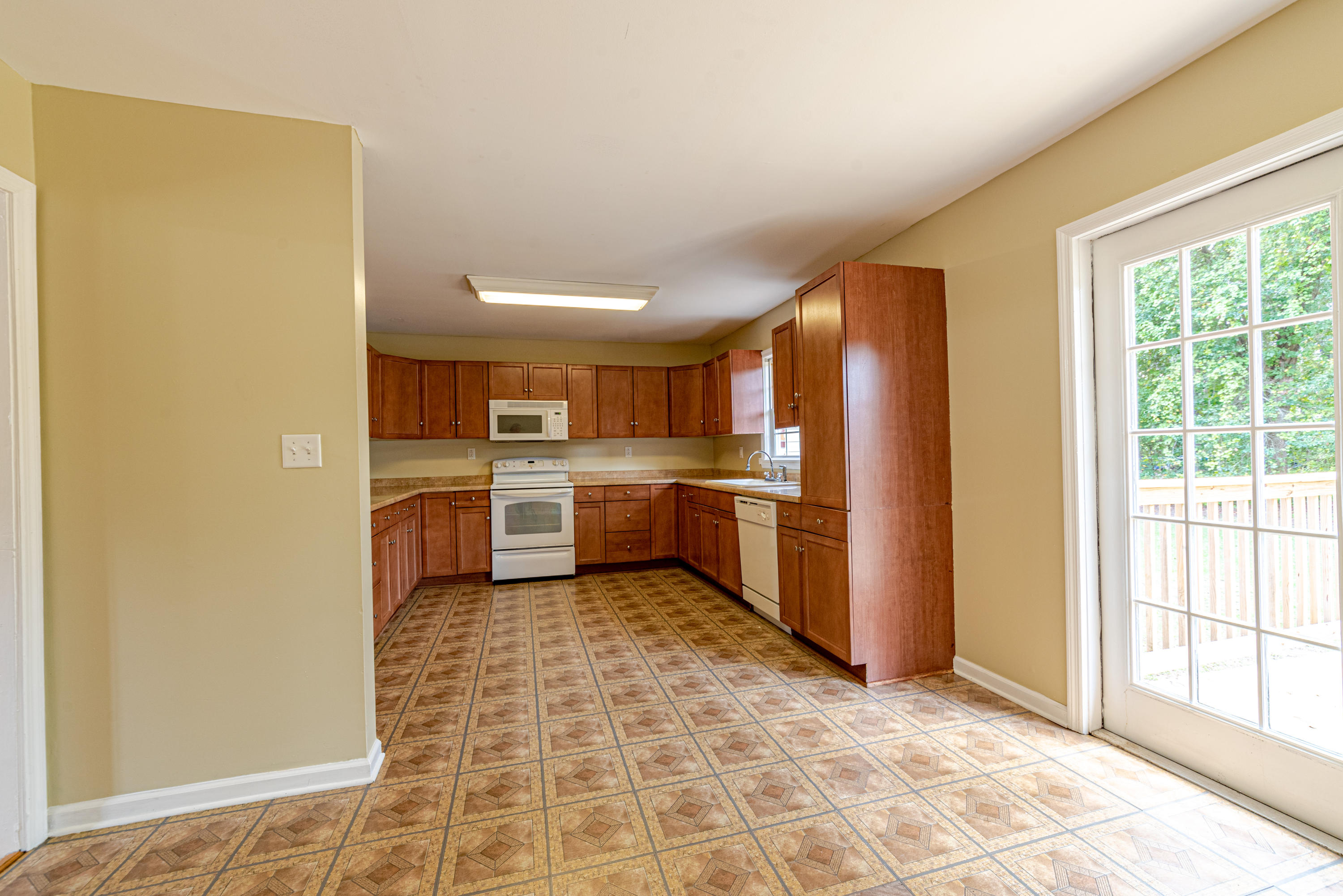 259 Dandridge Road Walterboro, SC 29488 - Photo 7 of 30 DSC_4522-HDR